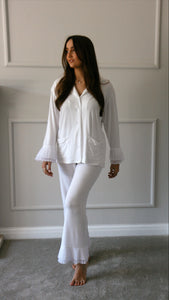 The Duchess Sleep Set in Pearl Oyster - Byeditstudio